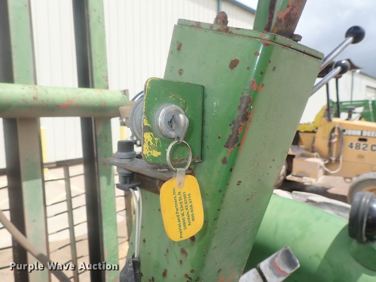 image for item DG2402 John Deere 2020  forklift