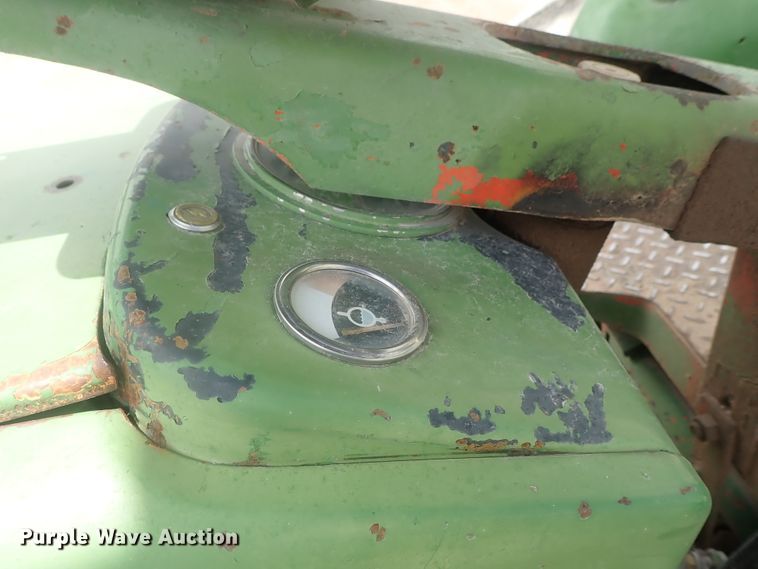 image for item DG2402 John Deere 2020  forklift