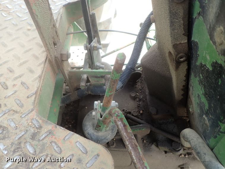 image for item DG2402 John Deere 2020  forklift