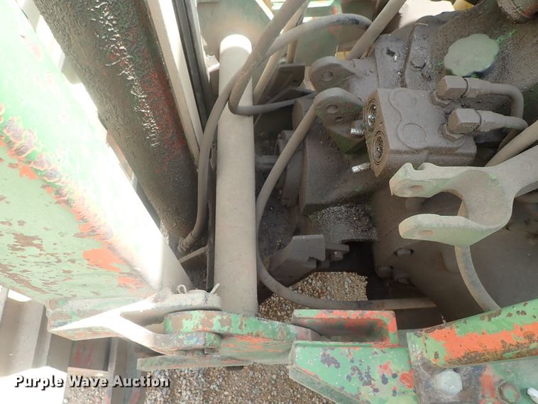 image for item DG2402 John Deere 2020  forklift