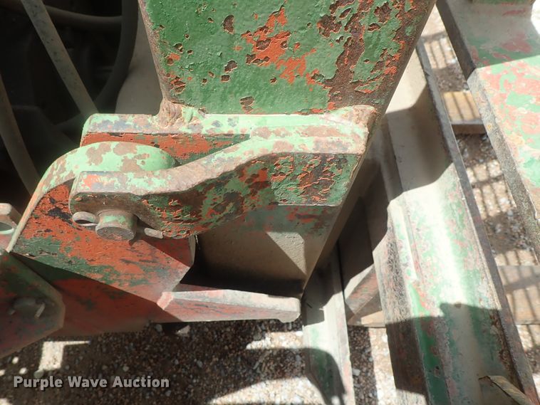 image for item DG2402 John Deere 2020  forklift