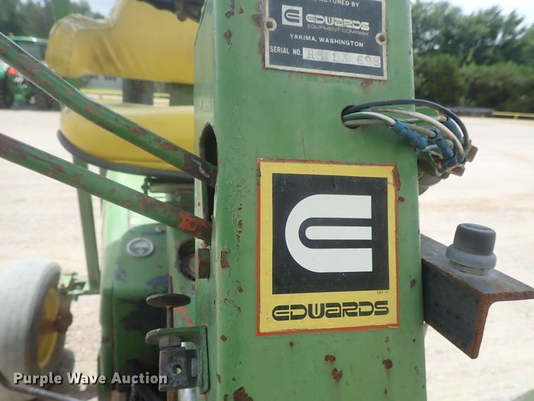 image for item DG2402 John Deere 2020  forklift