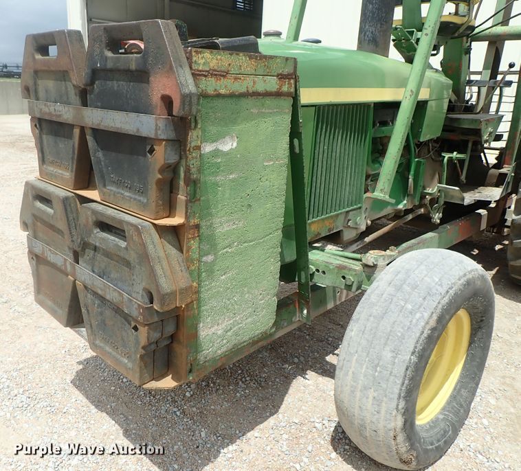 image for item DG2402 John Deere 2020  forklift
