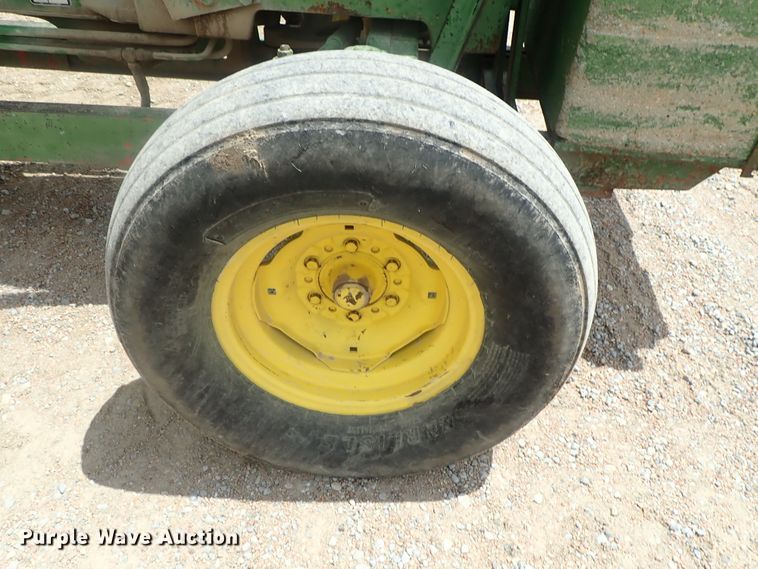 image for item DG2402 John Deere 2020  forklift