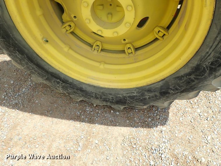 image for item DG2402 John Deere 2020  forklift