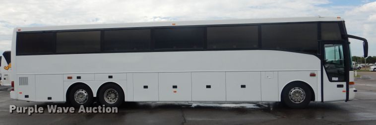 image for item DG4510 1999 Vanhool T2145  coach bus