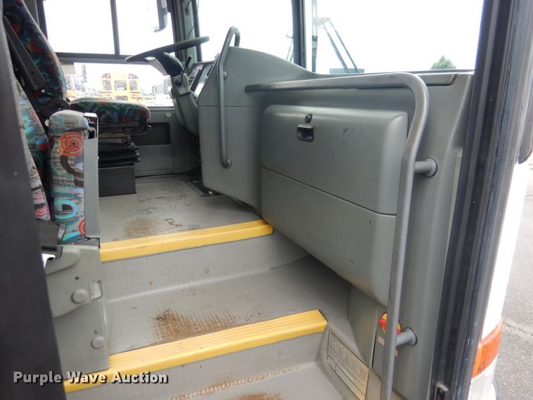 image for item DG4510 1999 Vanhool T2145  coach bus