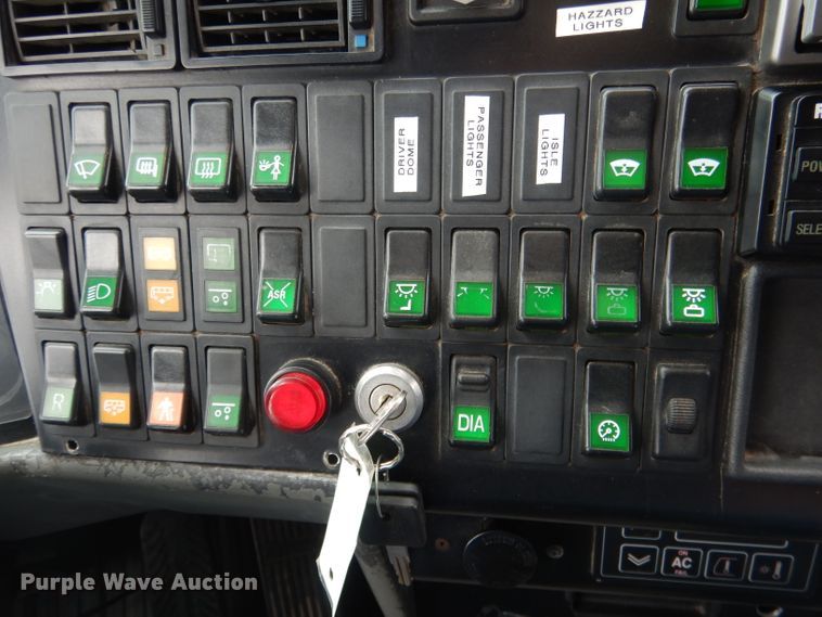 image for item DG4510 1999 Vanhool T2145  coach bus