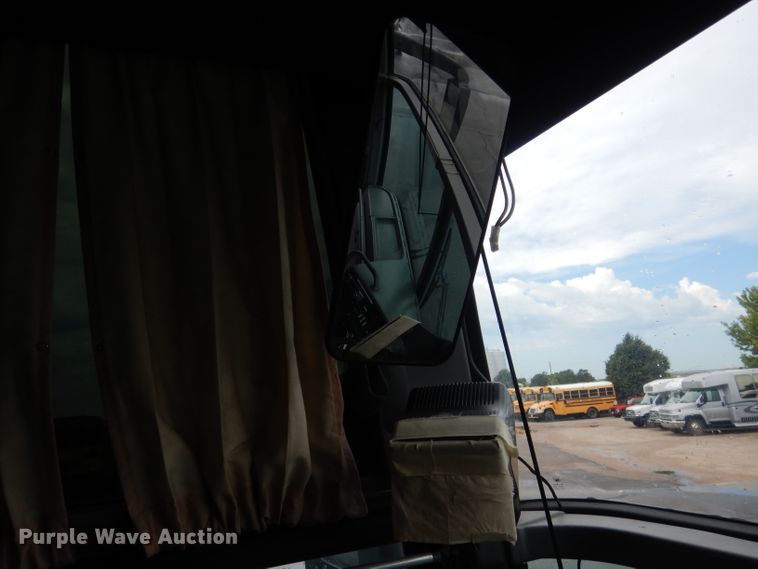 image for item DG4510 1999 Vanhool T2145  coach bus