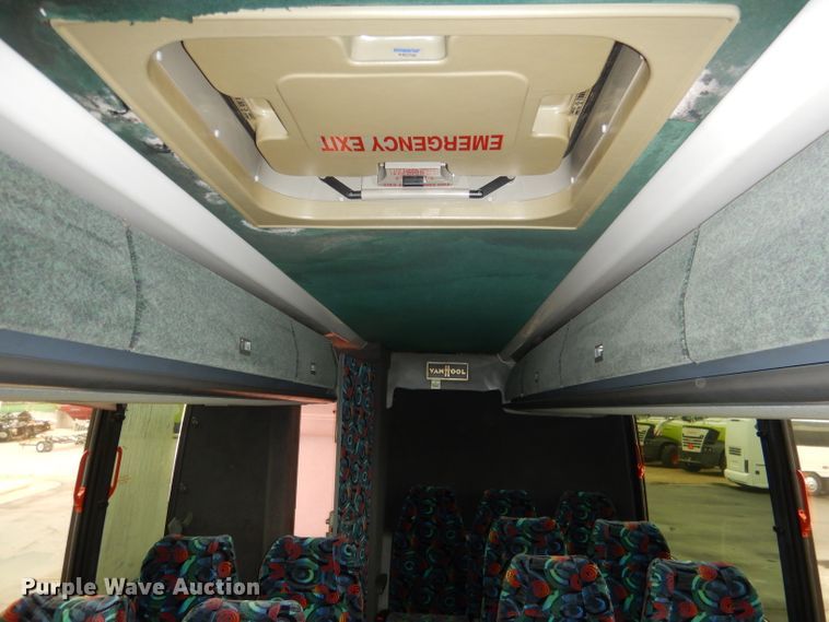 image for item DG4510 1999 Vanhool T2145  coach bus