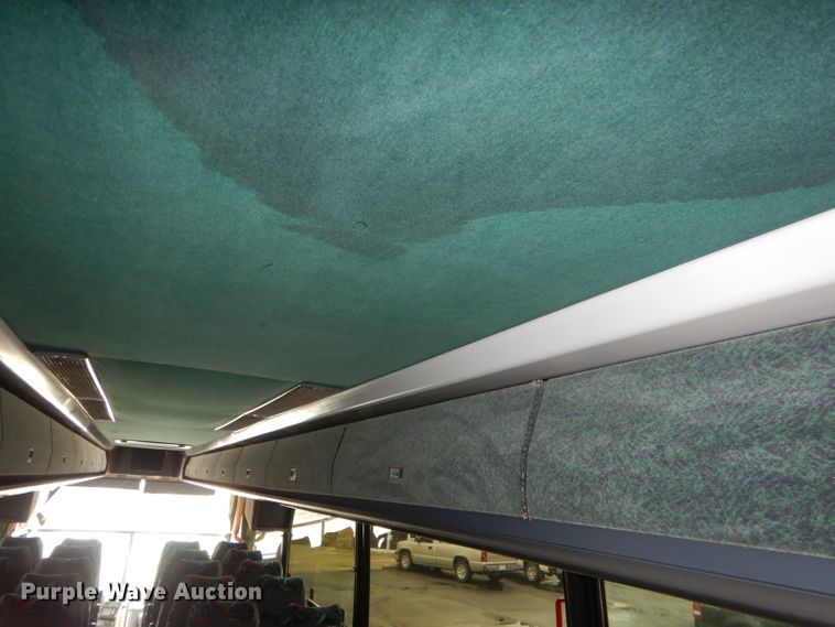 image for item DG4510 1999 Vanhool T2145  coach bus