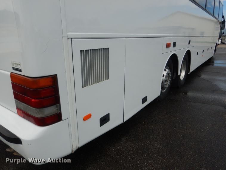 image for item DG4510 1999 Vanhool T2145  coach bus