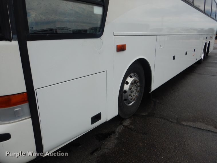 image for item DG4510 1999 Vanhool T2145  coach bus