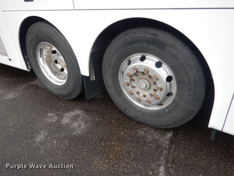 image for item DG4510 1999 Vanhool T2145  coach bus