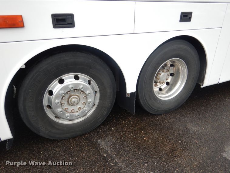 image for item DG4510 1999 Vanhool T2145  coach bus