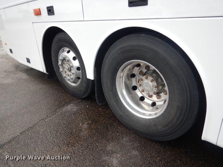 image for item DG4510 1999 Vanhool T2145  coach bus