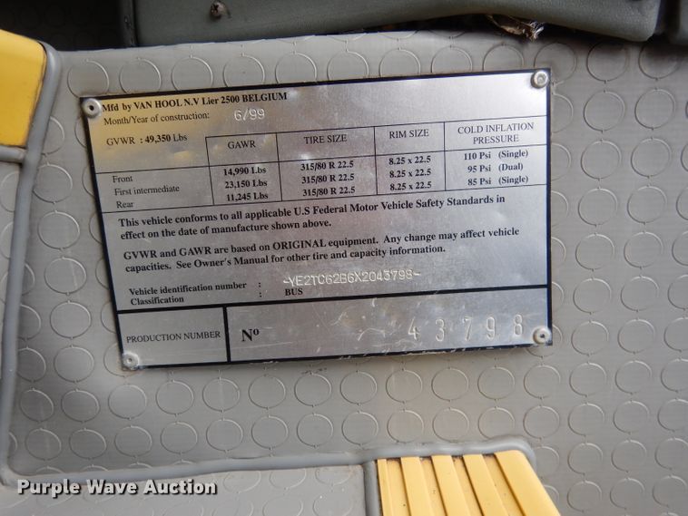 image for item DG4510 1999 Vanhool T2145  coach bus