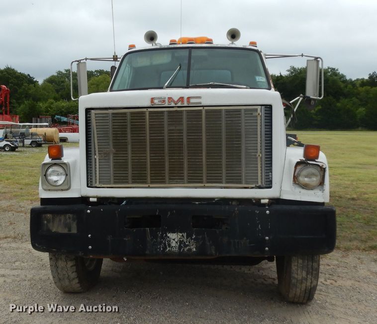 image for item DG6815 1987 GMC Brigadier  water truck