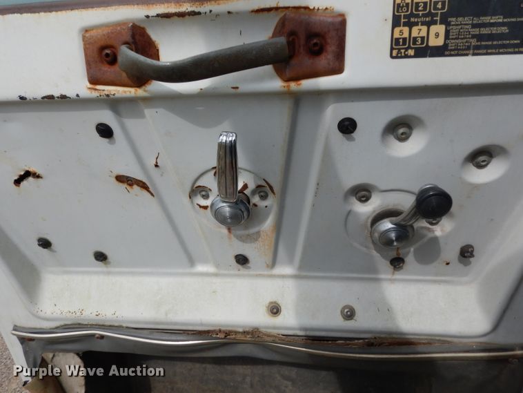 image for item DG6815 1987 GMC Brigadier  water truck