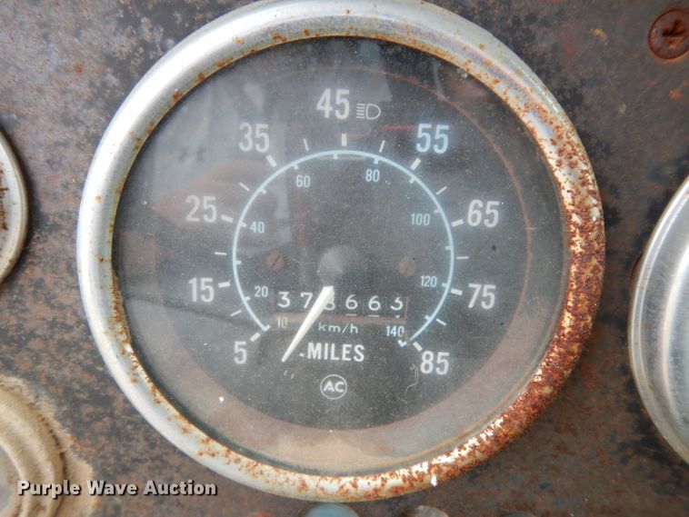 image for item DG6815 1987 GMC Brigadier  water truck