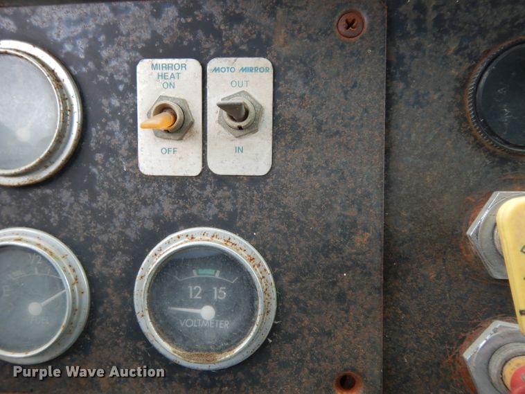 image for item DG6815 1987 GMC Brigadier  water truck