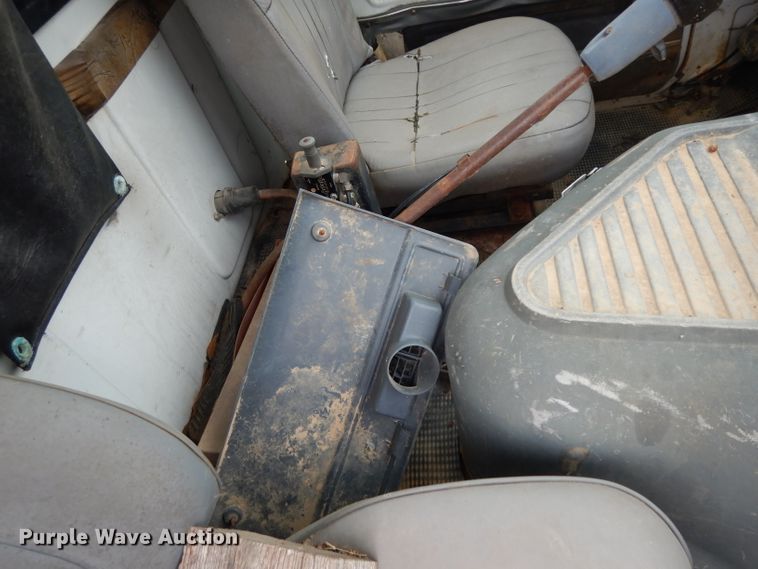 image for item DG6815 1987 GMC Brigadier  water truck