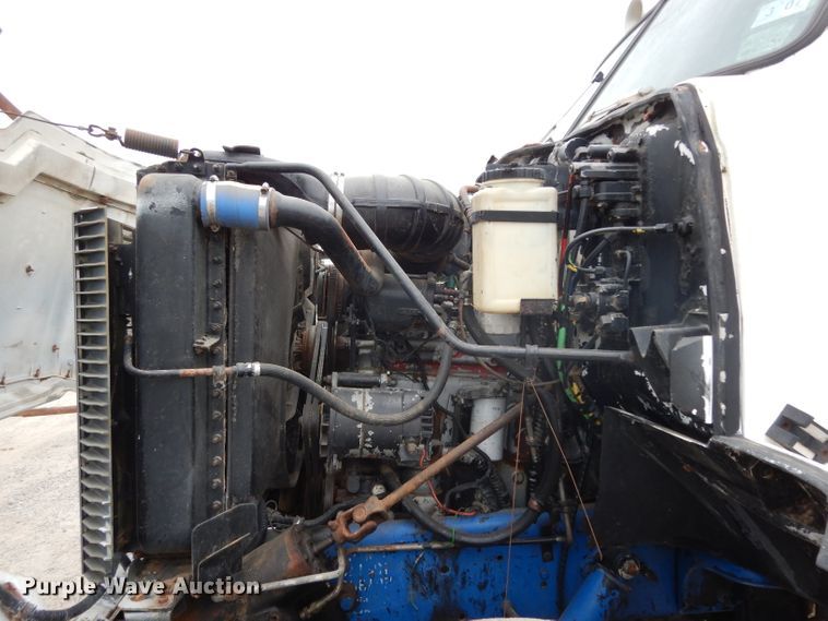 image for item DG6815 1987 GMC Brigadier  water truck