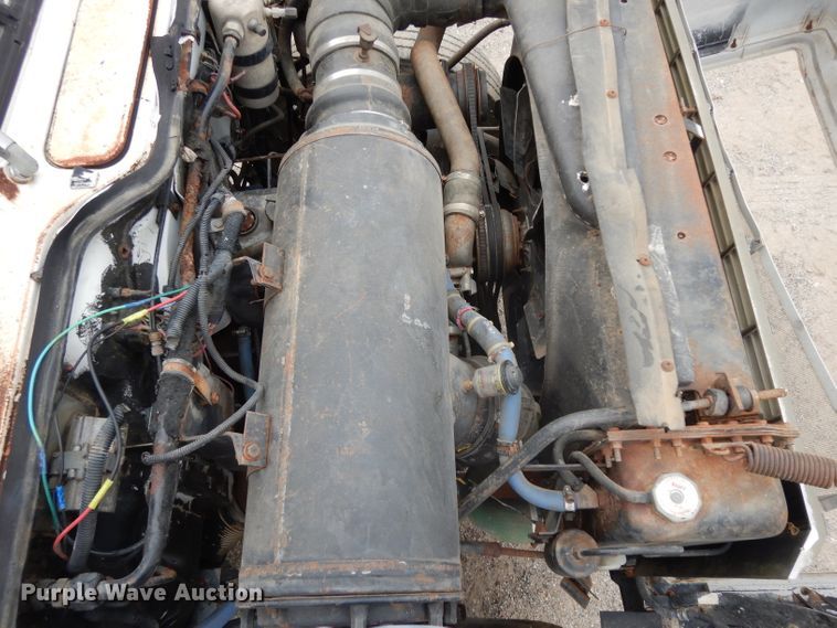 image for item DG6815 1987 GMC Brigadier  water truck