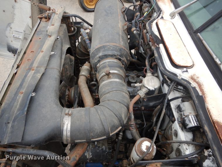 image for item DG6815 1987 GMC Brigadier  water truck