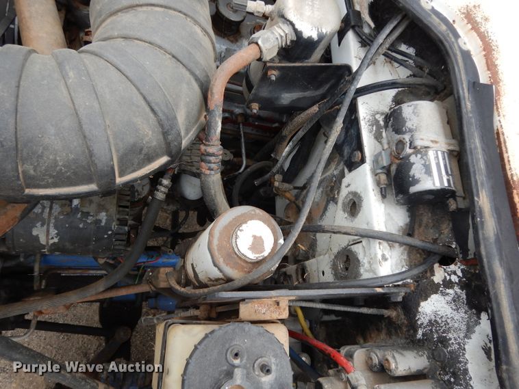 image for item DG6815 1987 GMC Brigadier  water truck