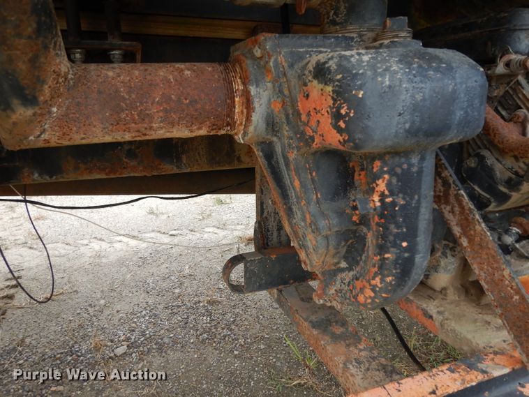 image for item DG6815 1987 GMC Brigadier  water truck