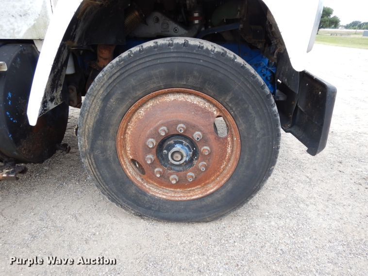 image for item DG6815 1987 GMC Brigadier  water truck