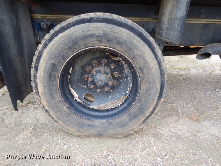 image for item DG6815 1987 GMC Brigadier  water truck