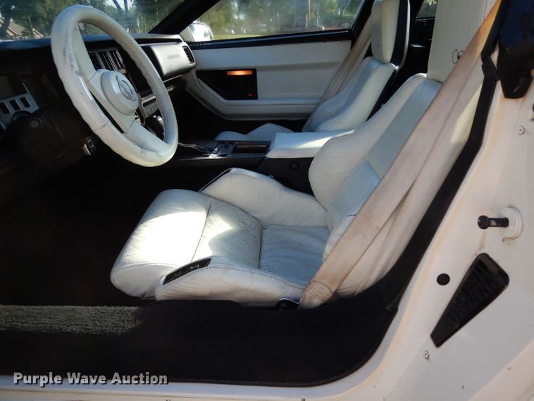 image for item DG6824 1988 Chevrolet Corvette 35th Anniversary Edition