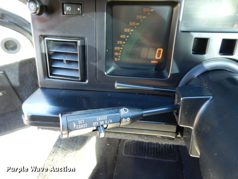 image for item DG6824 1988 Chevrolet Corvette 35th Anniversary Edition