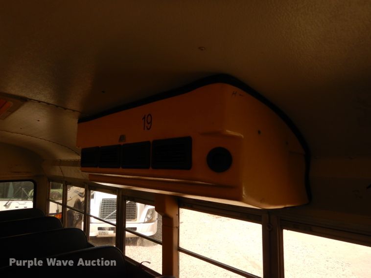 image for item DG6859 1998 International AmTran  school bus