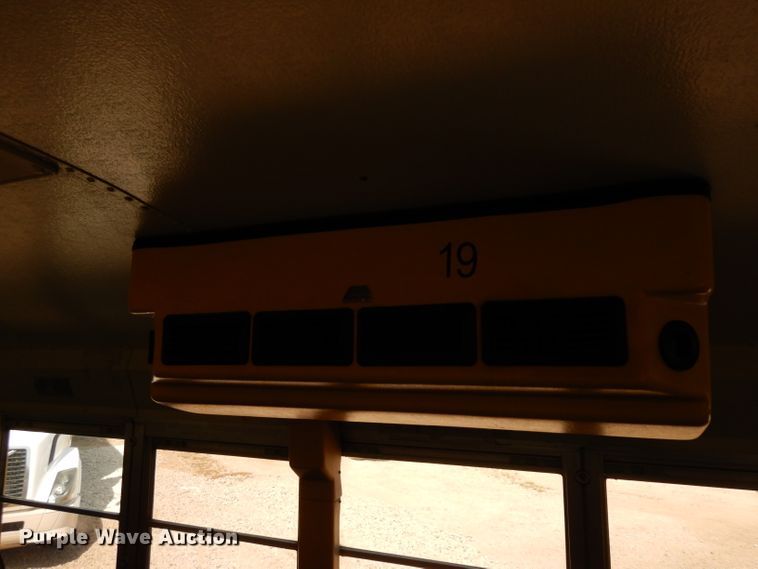 image for item DG6859 1998 International AmTran  school bus