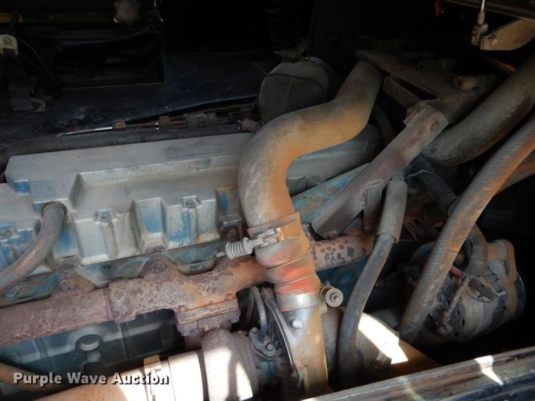 image for item DG6859 1998 International AmTran  school bus