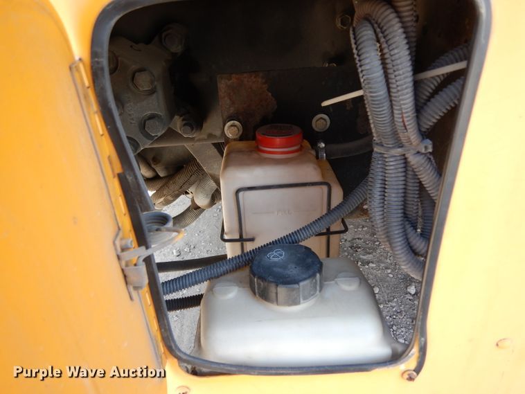 image for item DG6859 1998 International AmTran  school bus