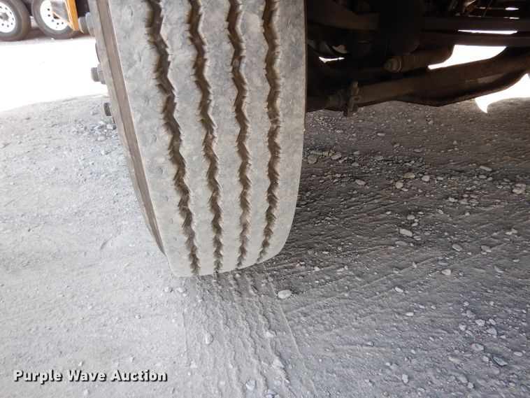 image for item DG6859 1998 International AmTran  school bus