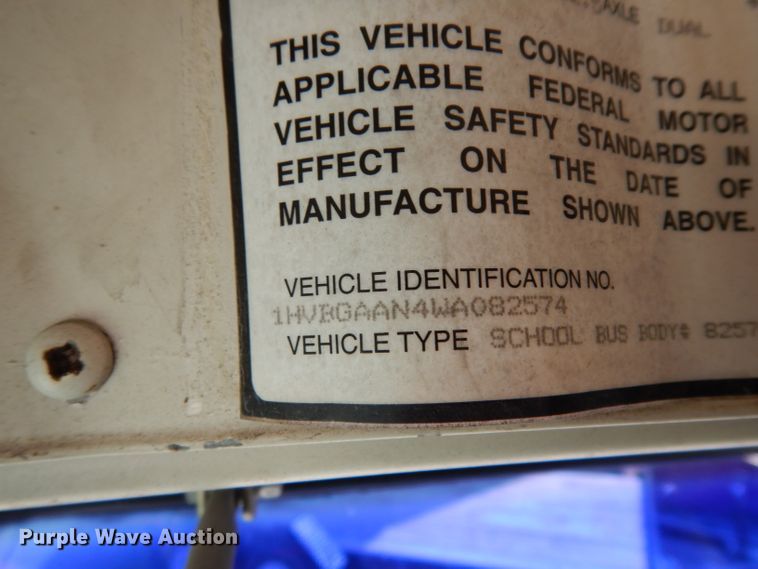 image for item DG6859 1998 International AmTran  school bus