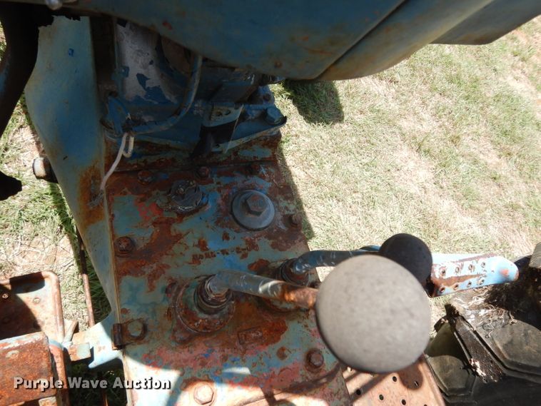 image for item DG6862 Ford 4000  tractor