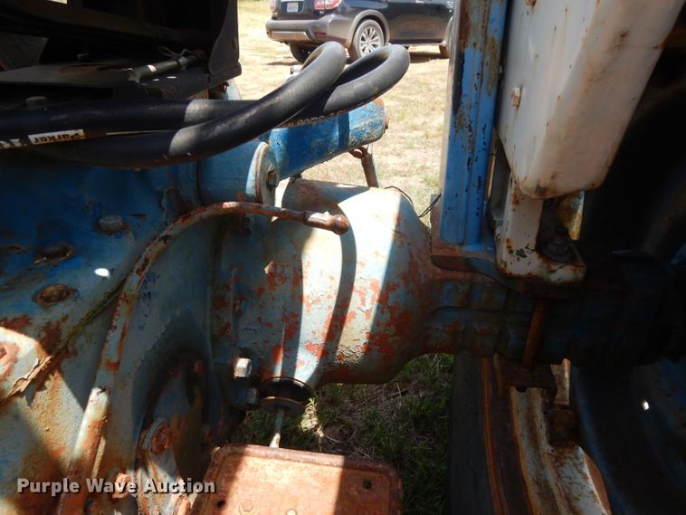 image for item DG6862 Ford 4000  tractor