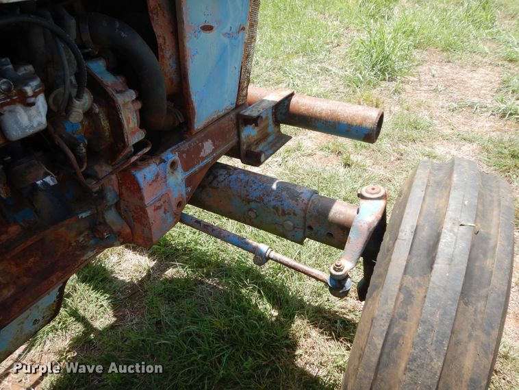 image for item DG6862 Ford 4000  tractor