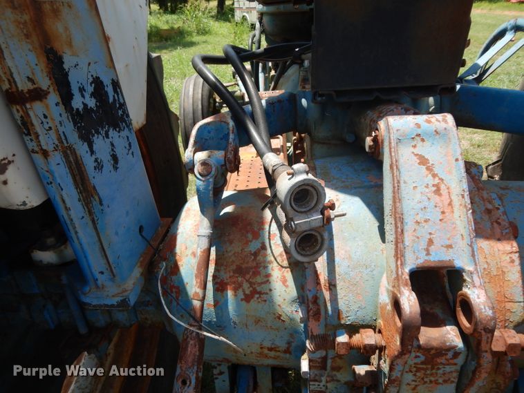 image for item DG6862 Ford 4000  tractor