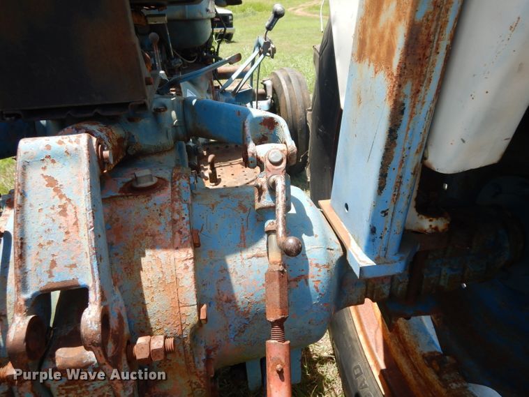 image for item DG6862 Ford 4000  tractor