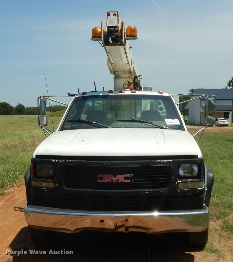 image for item DG6863 1995 GMC C3500  bucket truck