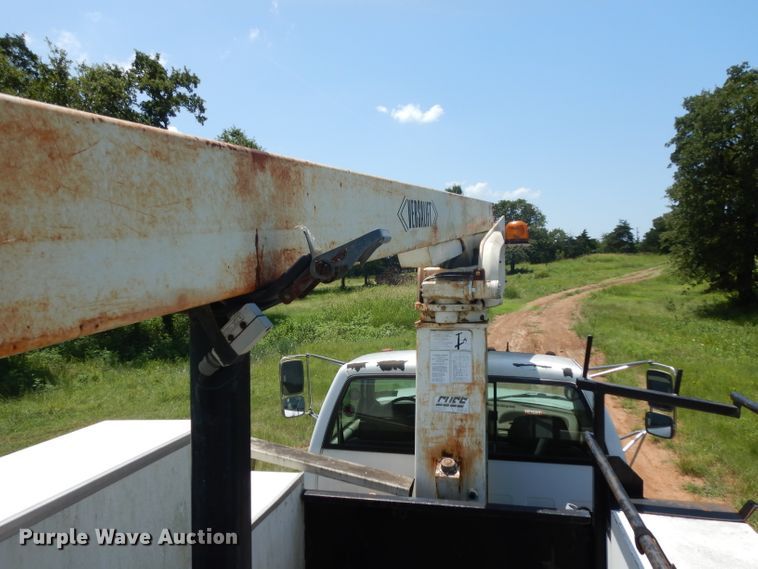 image for item DG6863 1995 GMC C3500  bucket truck