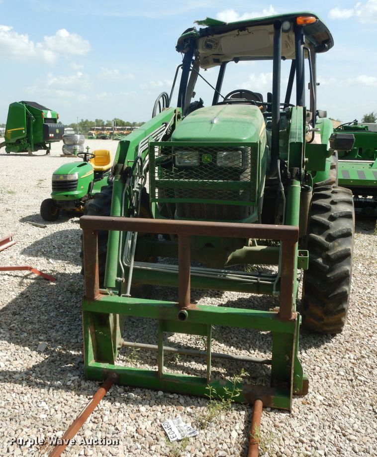 image for item DG6864 John Deere 5075M  MFWD tractor