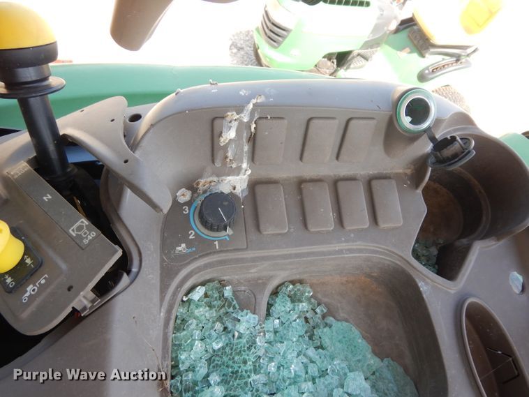 image for item DG6864 John Deere 5075M  MFWD tractor